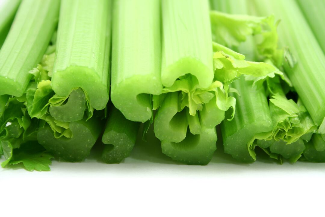 celery សម្រាប់ការព្យាបាល osteochondrosis សុដន់